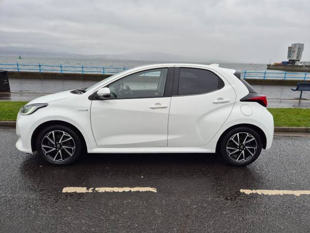 2021 Toyota Yaris 1.5 Hybrid Design 5dr CVT