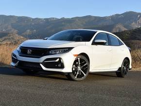 HONDA CIVIC 2017 (67) at McMillan Motors Greenock